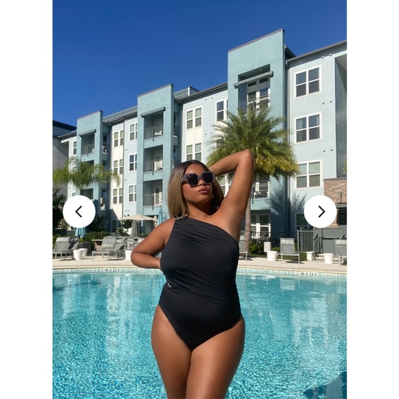 La Blanca One Piece Swimsuit Size 12 NWT Black One Shoulder Tummy Control - Picture 3 of 14